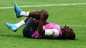 也为中国足 也为中国足